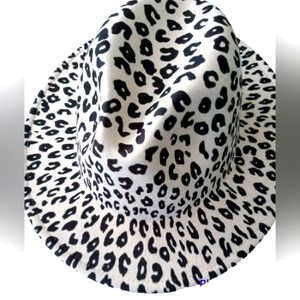 Leopard Print Women's Hat